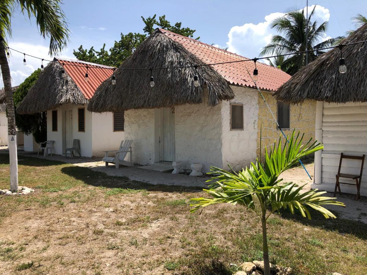 Cabana 7 Leguas, Casa Mama El Cuyo Hotel ภายนอก รูปภาพ
