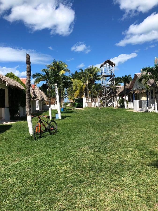 Cabana 7 Leguas, Casa Mama El Cuyo Hotel ภายนอก รูปภาพ